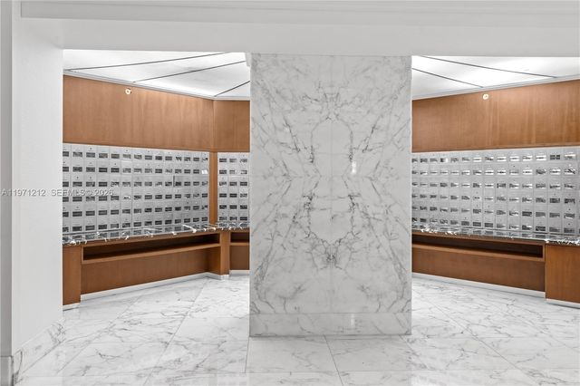 5600 Collins Ave 16Y, Miami Beach, FL 33140