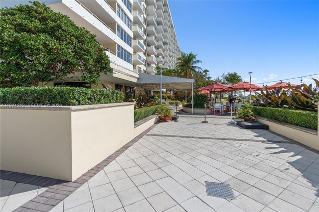 5600 Collins Ave 16Y, Miami Beach, FL 33140