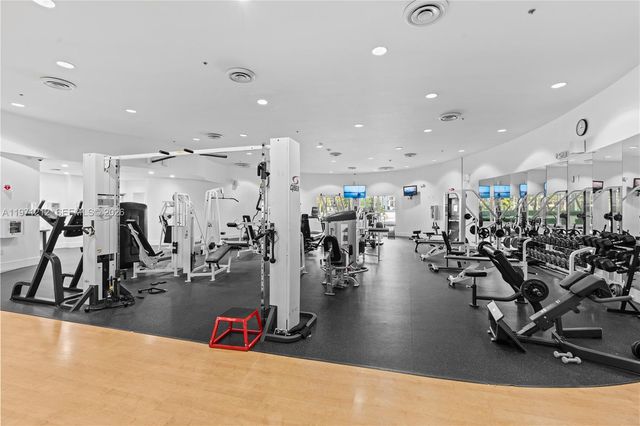 5600 Collins Ave 16Y, Miami Beach, FL 33140