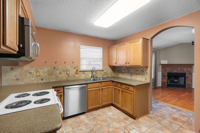 8720 Granite Path, Fort Worth, TX 76244