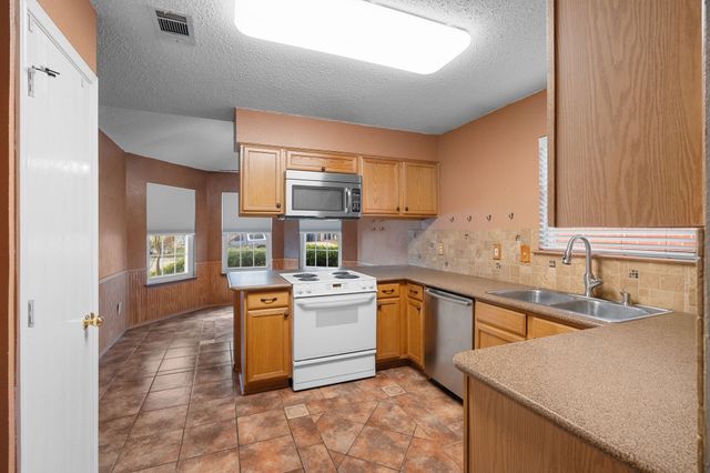 8720 Granite Path, Fort Worth, TX 76244