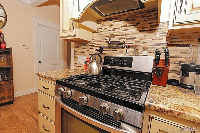 121 Missouri Street, Benton, MO 63736