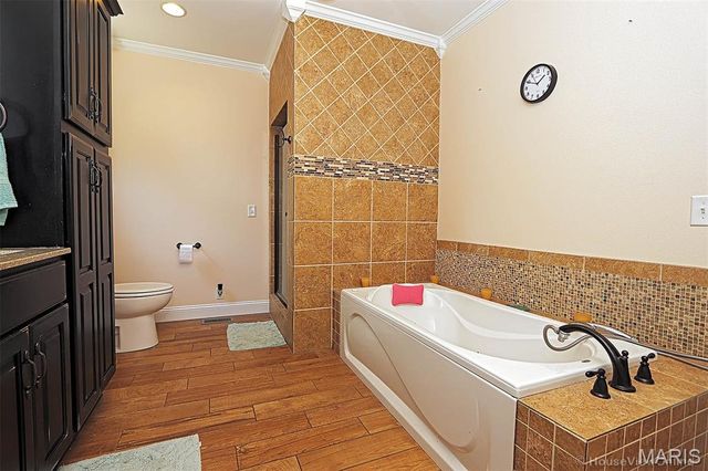 121 Missouri Street, Benton, MO 63736