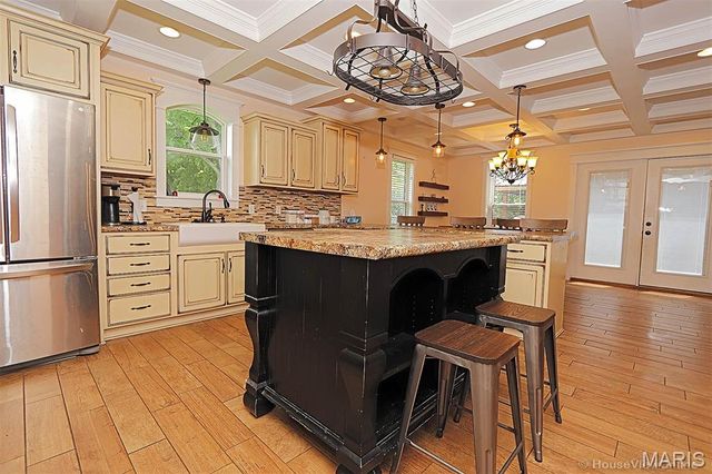 121 Missouri Street, Benton, MO 63736