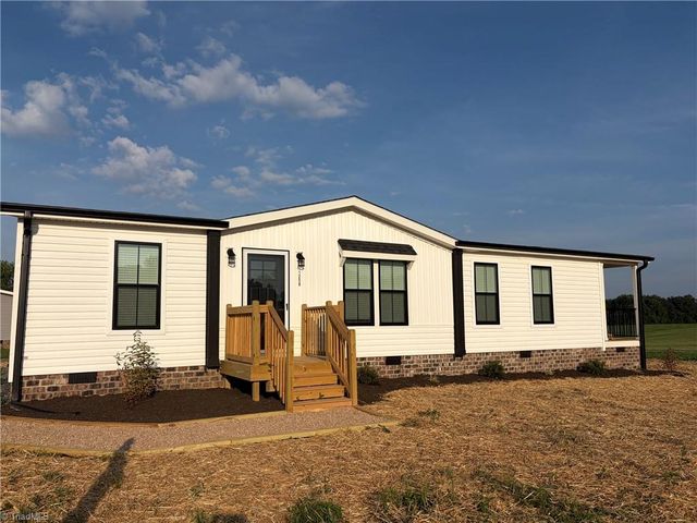 1250 Austin Little Mountain Road, Ronda, NC 28670
