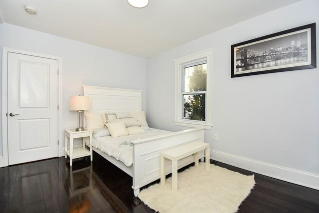 15 Howard St A, Arlington, MA 02476