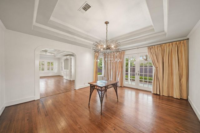 1033 Highland Street, Houston, TX 77009