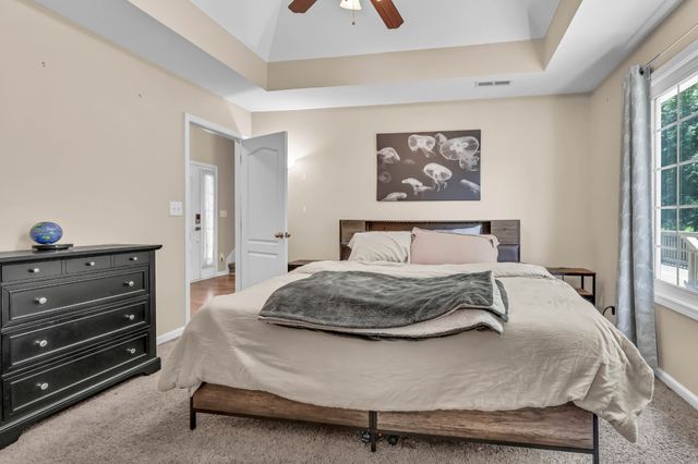 3570 Southwood Dr, Clarksville, TN 37042