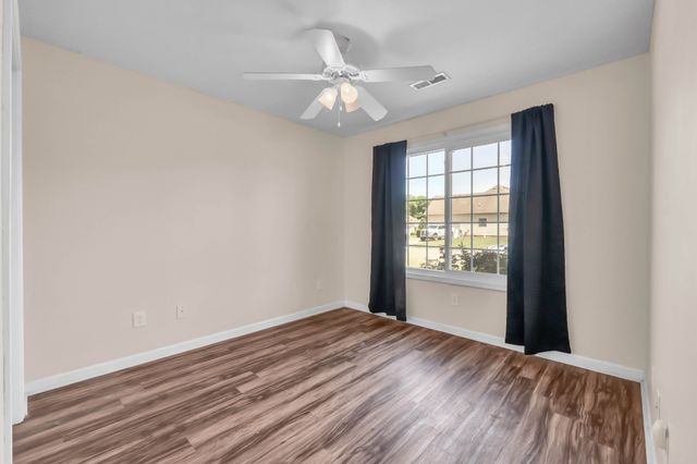 3570 Southwood Dr, Clarksville, TN 37042