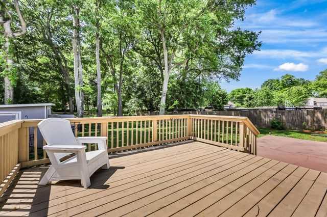 3570 Southwood Dr, Clarksville, TN 37042