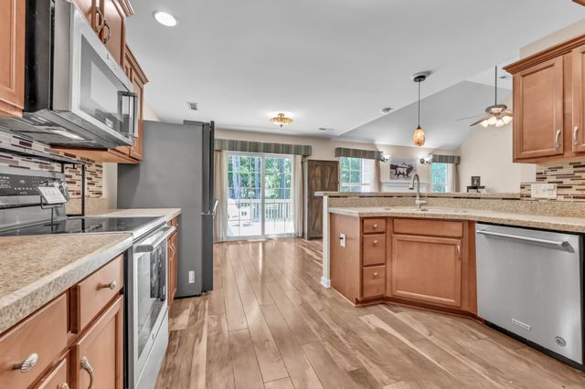 3570 Southwood Dr, Clarksville, TN 37042