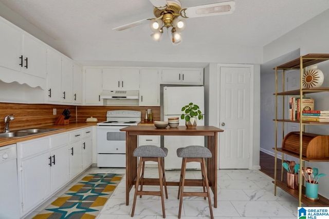 2409 HAMPSTEAD DRIVE, Birmingham, AL 35235
