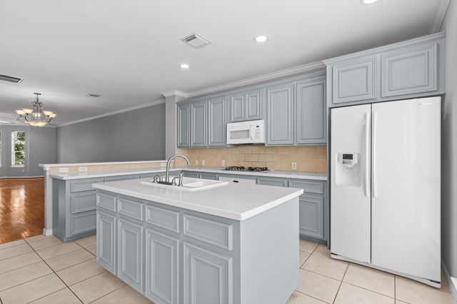 1319 Oneil Street, Houston, TX 77019