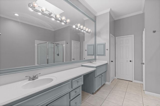 1319 Oneil Street, Houston, TX 77019