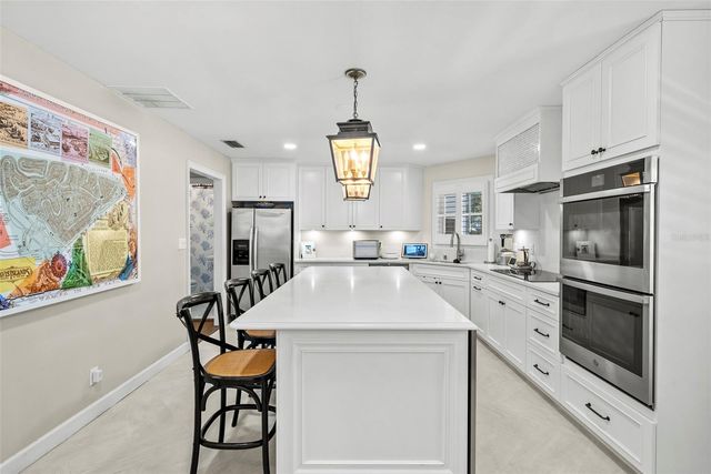 47 AEGEAN AVENUE, Tampa, FL 33606