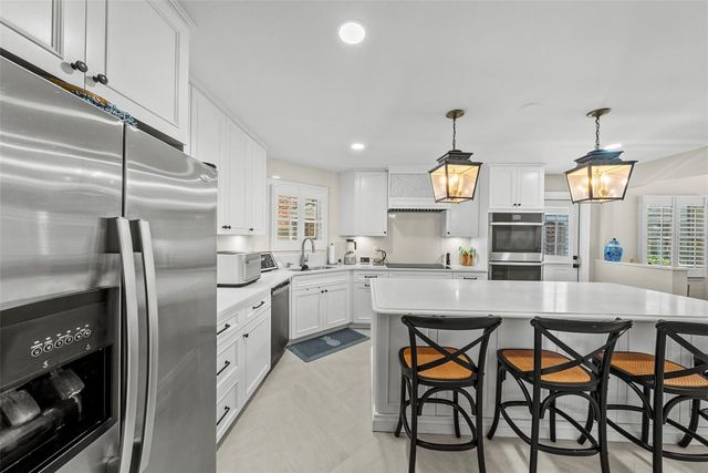 47 AEGEAN AVENUE, Tampa, FL 33606