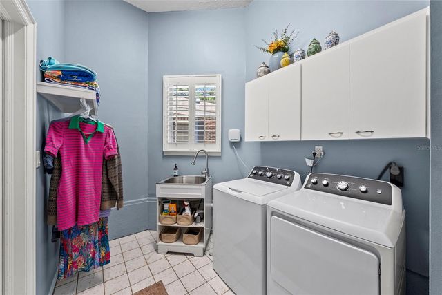 47 AEGEAN AVENUE, Tampa, FL 33606