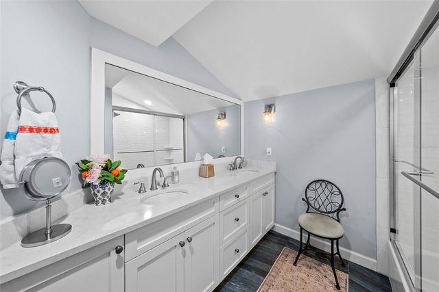 47 AEGEAN AVENUE, Tampa, FL 33606