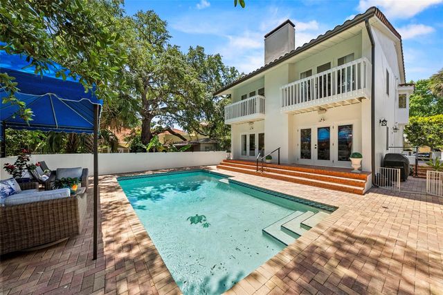 47 AEGEAN AVENUE, Tampa, FL 33606