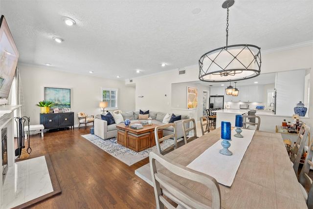 47 AEGEAN AVENUE, Tampa, FL 33606