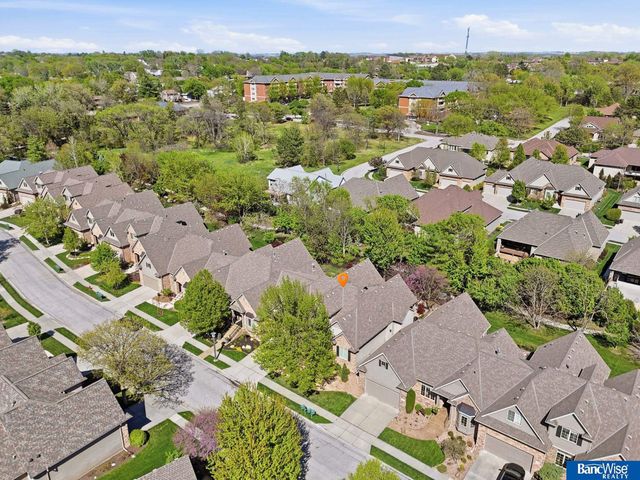 7840 Viburnum Drive, Lincoln, NE 68516