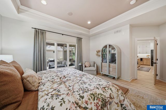 7840 Viburnum Drive, Lincoln, NE 68516