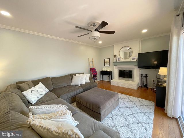 502 CLAGETT ST SW, Leesburg, VA 20175