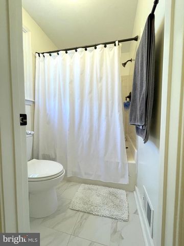 502 CLAGETT ST SW, Leesburg, VA 20175