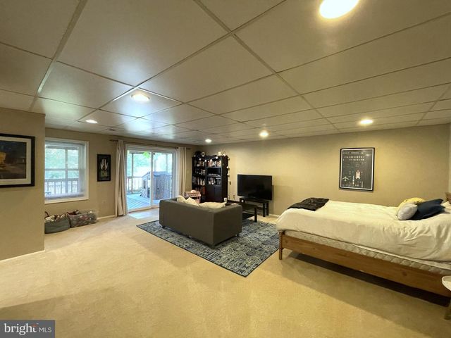 502 CLAGETT ST SW, Leesburg, VA 20175