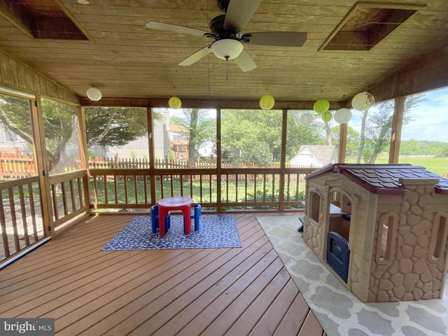 502 CLAGETT ST SW, Leesburg, VA 20175
