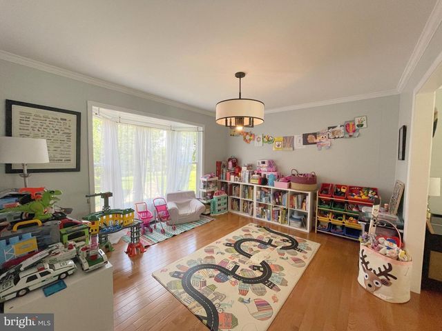 502 CLAGETT ST SW, Leesburg, VA 20175