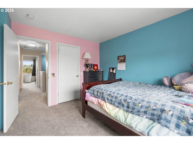 2571 Nw 1ST Dr, Gresham, OR 97030