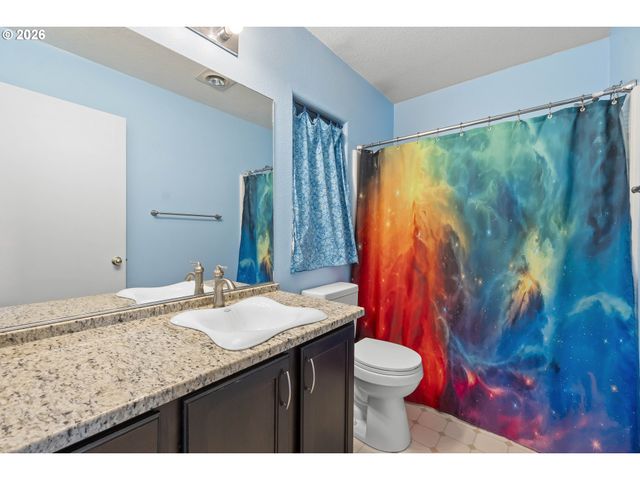 2571 Nw 1ST Dr, Gresham, OR 97030