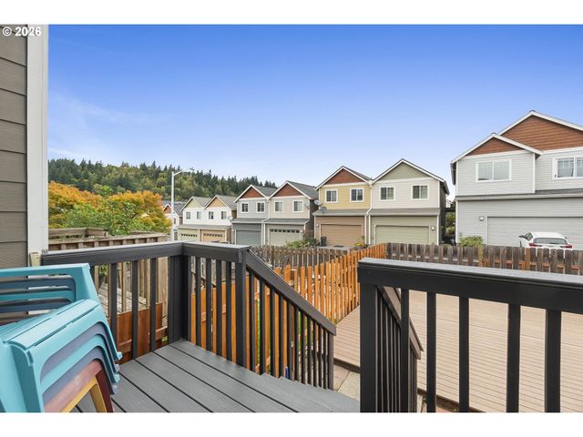 2571 Nw 1ST Dr, Gresham, OR 97030