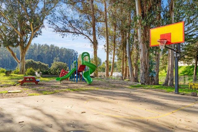 8710 Prunedale North Road, Salinas, CA 93907