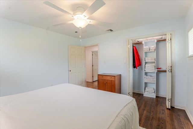 1910 Colony Drive, Irving, TX 75061