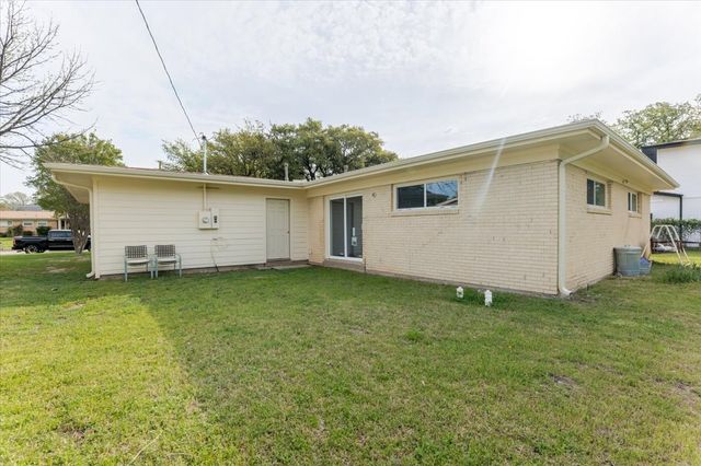 1910 Colony Drive, Irving, TX 75061