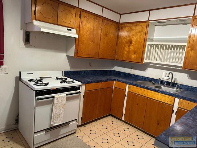 310 W Filmore St., Harlingen, TX 78550