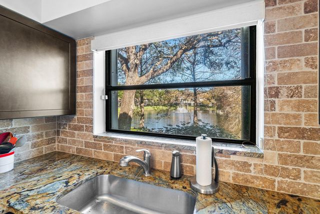 2305 Aspen Way, Boynton Beach, FL 33436