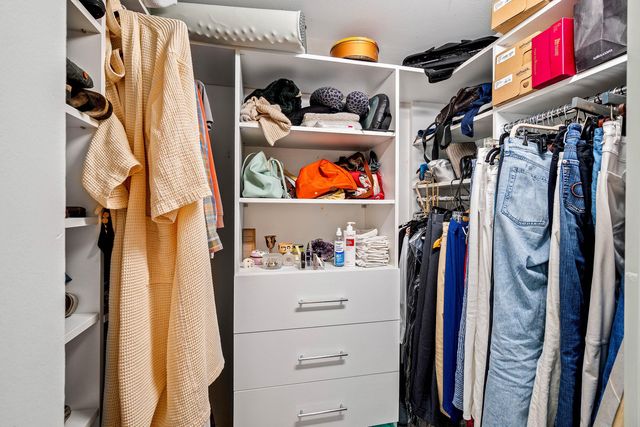 2305 Aspen Way, Boynton Beach, FL 33436