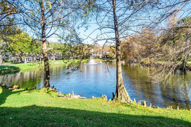 2305 Aspen Way, Boynton Beach, FL 33436