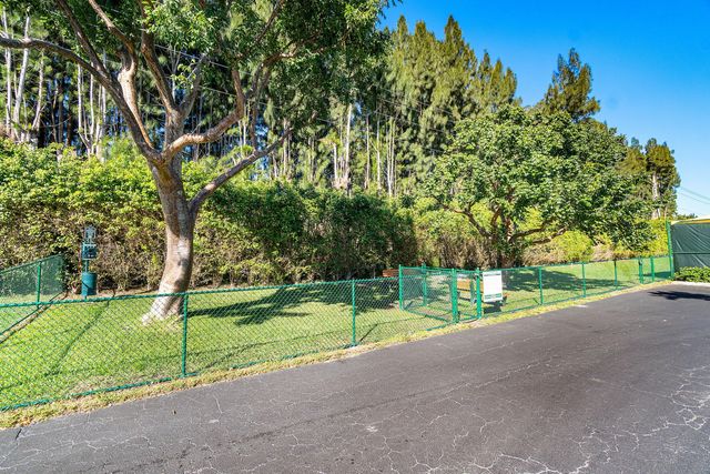 2305 Aspen Way, Boynton Beach, FL 33436