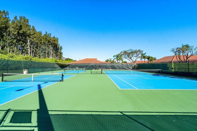 2305 Aspen Way, Boynton Beach, FL 33436