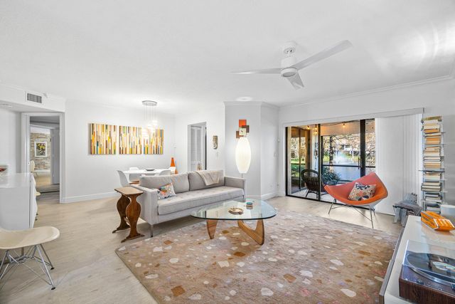 2305 Aspen Way, Boynton Beach, FL 33436