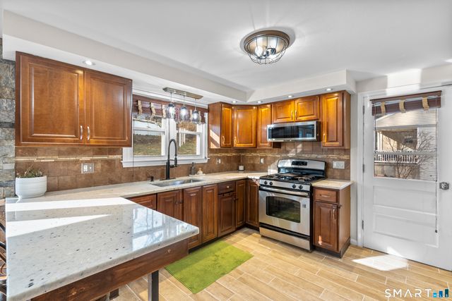 170 Dayl Drive, Berlin, CT 06037