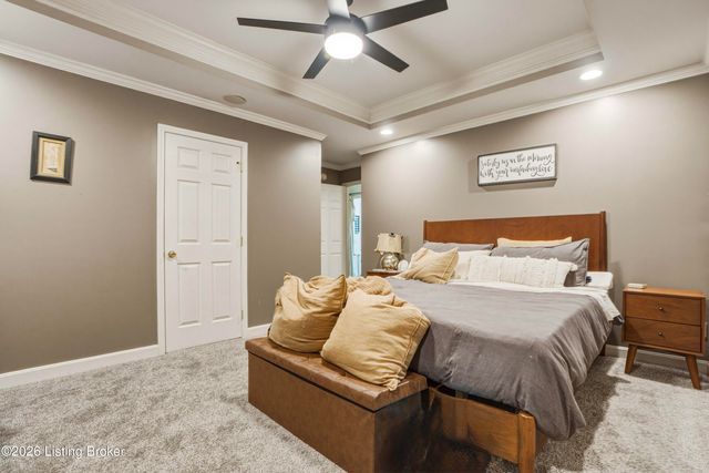 268 Lang Run Ct, Simpsonville, KY 40067