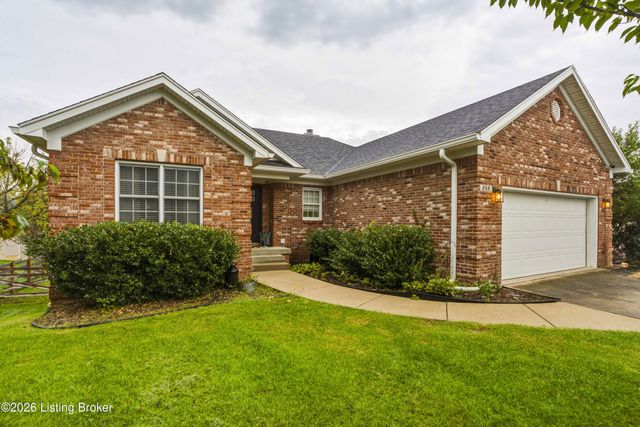 268 Lang Run Ct, Simpsonville, KY 40067