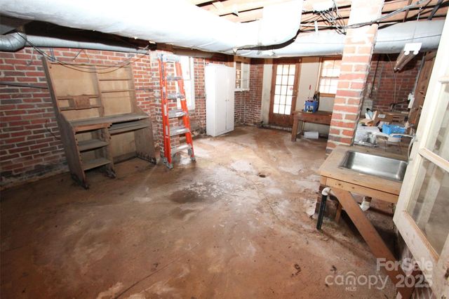 502 W WADE Street, Wadesboro, NC 28170