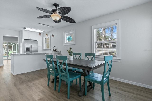 711 BAYSHORE DRIVE, Tarpon Springs, FL 34689