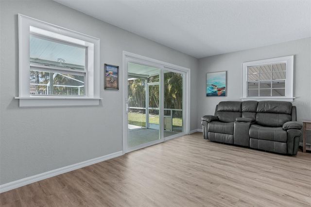 711 BAYSHORE DRIVE, Tarpon Springs, FL 34689